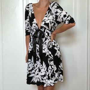 Black & White Floral Tunic Dress